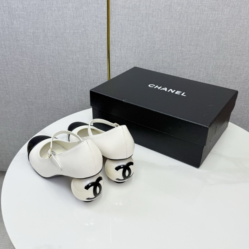 Ch**el heeled shoes